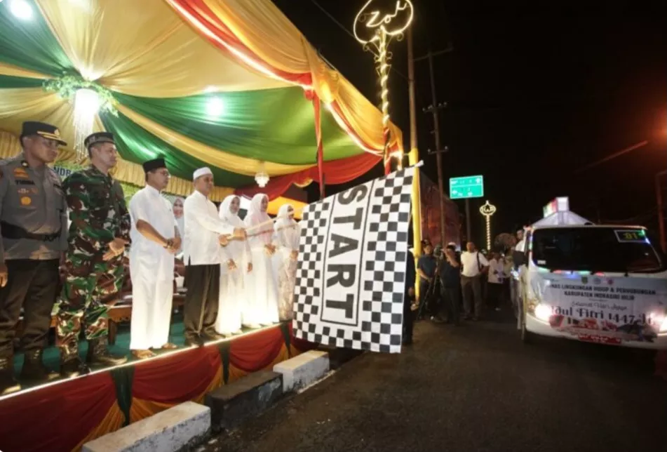 Puluhan ribu warga meriahkan pawai takbir Idul Fitri 1447 H di Indragiri Hilir