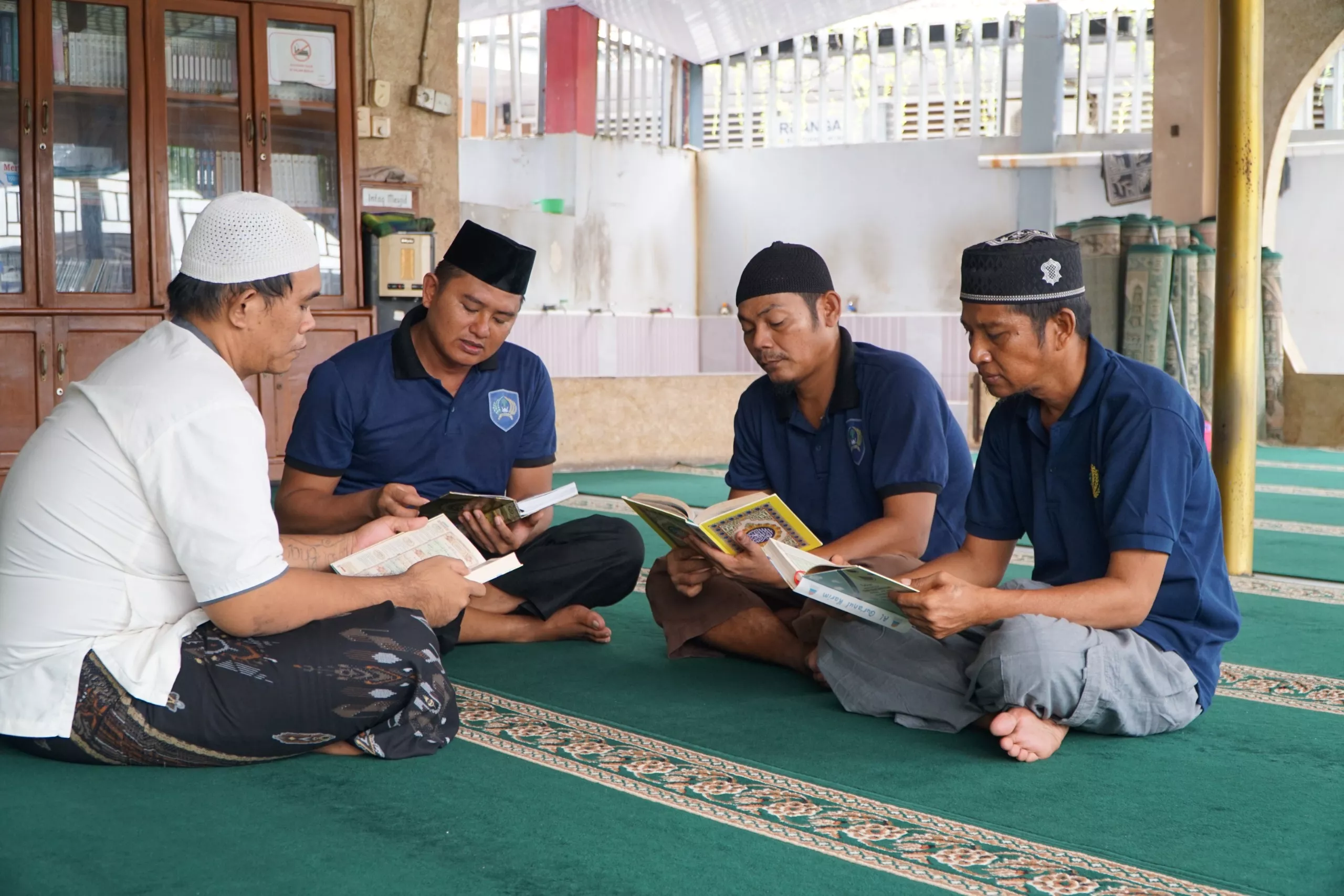 Mengaji Jadi Bekal Perubahan, Warga Binaan Rutan Dumai Tekun Belajar Al-Qur'an