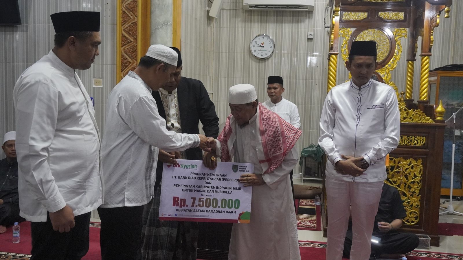 Safari Ramadhan Bupati Inhil H. Herman ke Kota Baru Seberida, Kecamatan Keritang