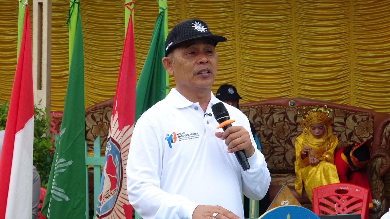 Bupati H. Herman Lepas Pawai Ta’aruf Milad ke-113 Muhammadiyah di Tembilahan