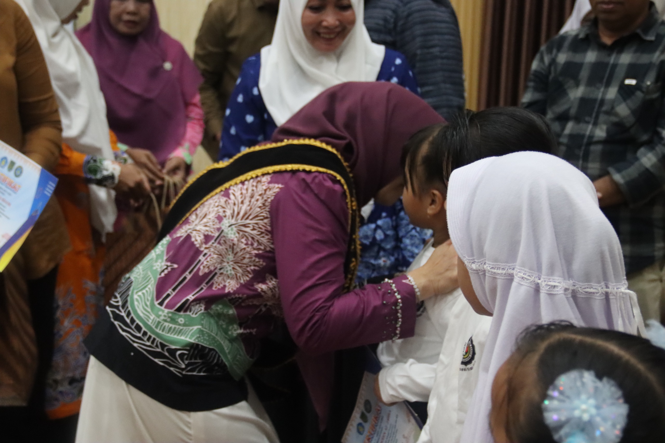 Bunda PAUD Kabupaten Indragiri Hilir Hj Katerina Susanti Herman Hadiri dan Berikan Sambutan Padang Workshop Pendidik dan Tenaga Kependidikan