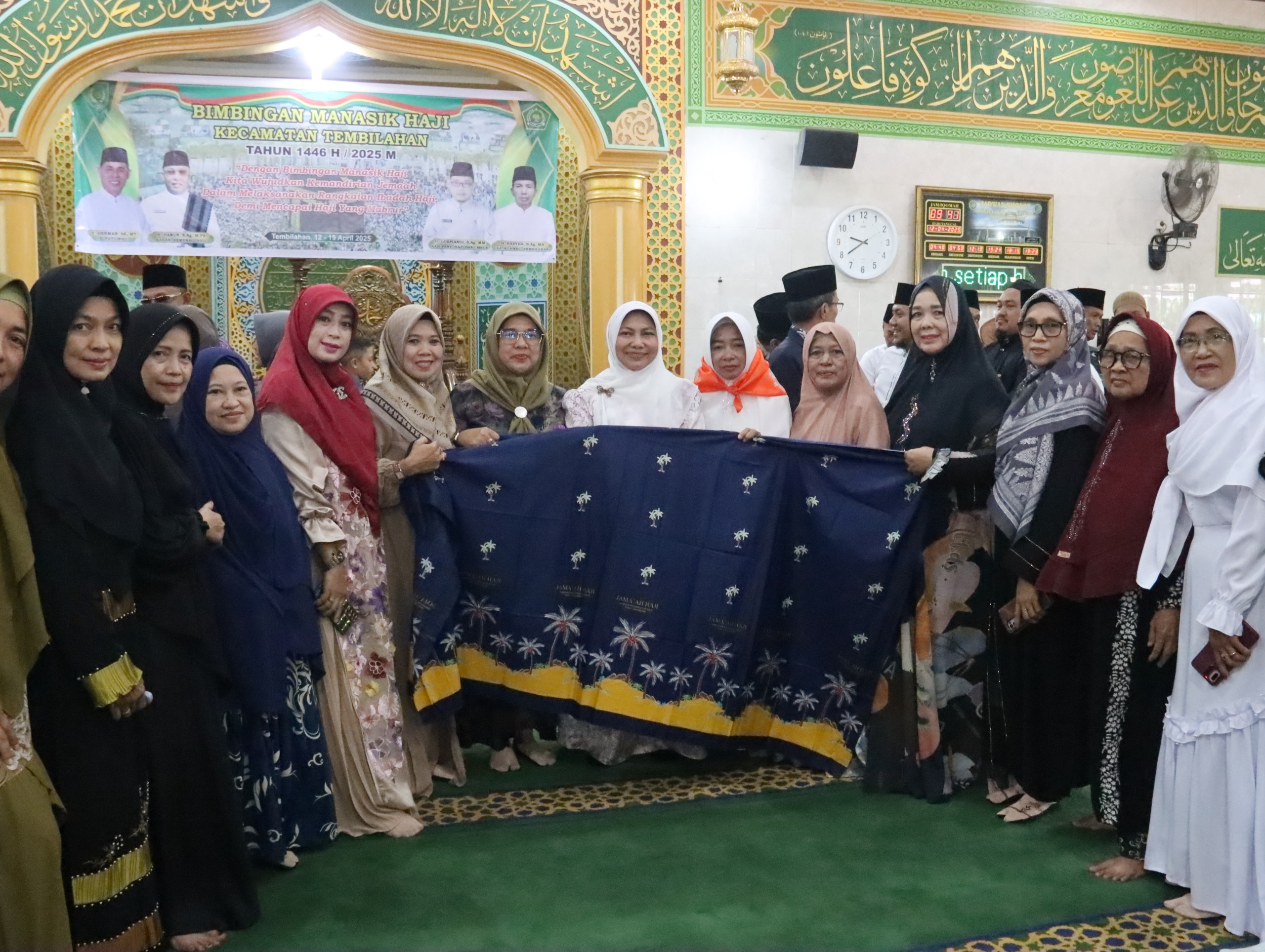 Bupati Inhil Resmi Buka Pembinaan Manasik Haji Kecamatan Tembilahan Tahun 1446 H / 2025 M