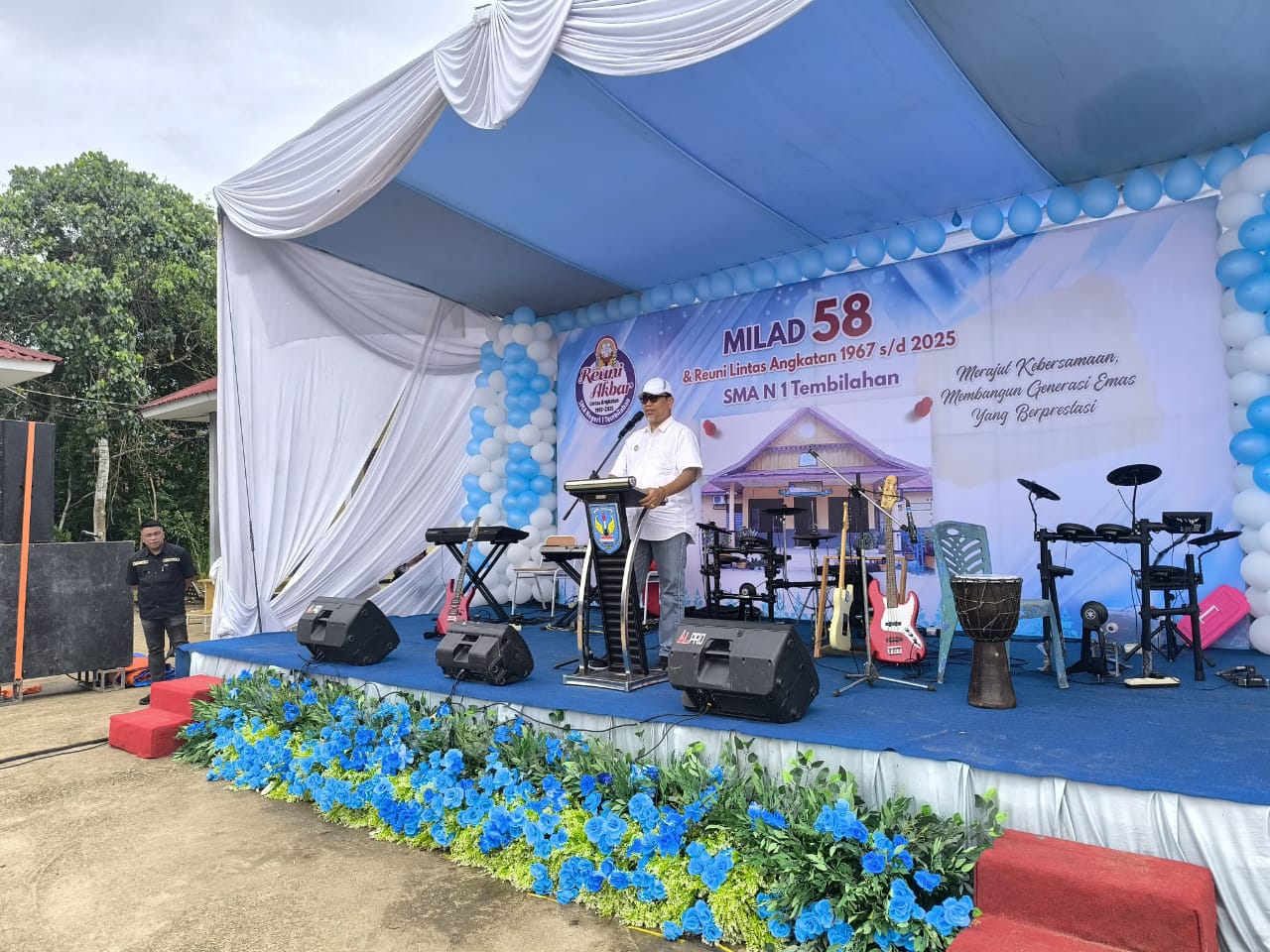 Sekdakab Inhil Ikut Meriahkan Milad SMA Negeri 1 Tembilahan