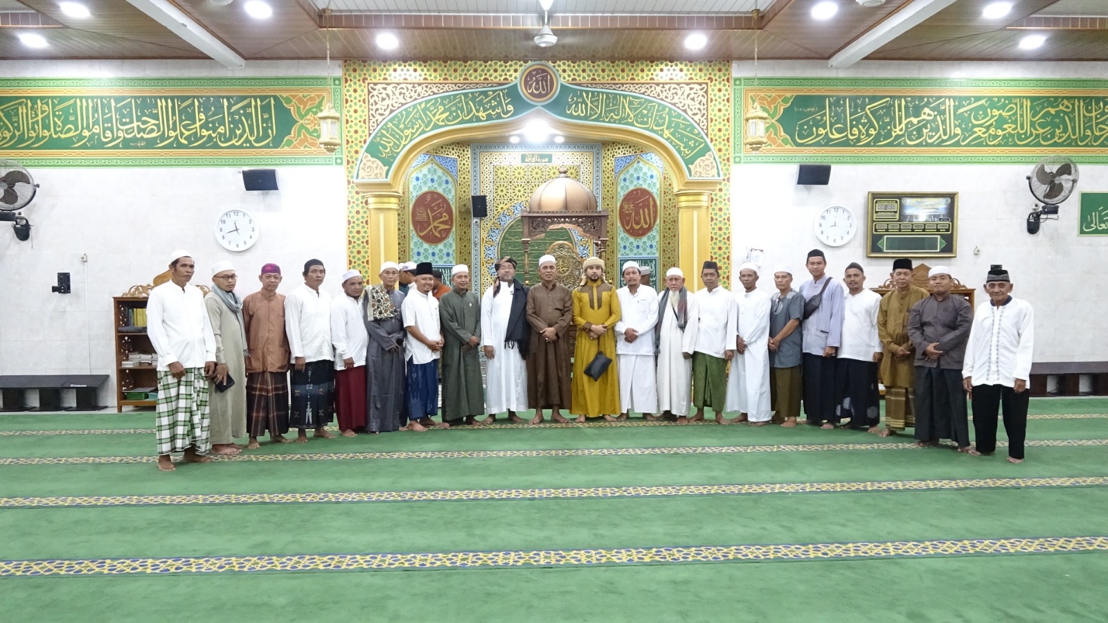 Bupati Inhil Herman Hadiri Peringatan Maulid Nabi di Masjid Jami’ Al-Gulam
