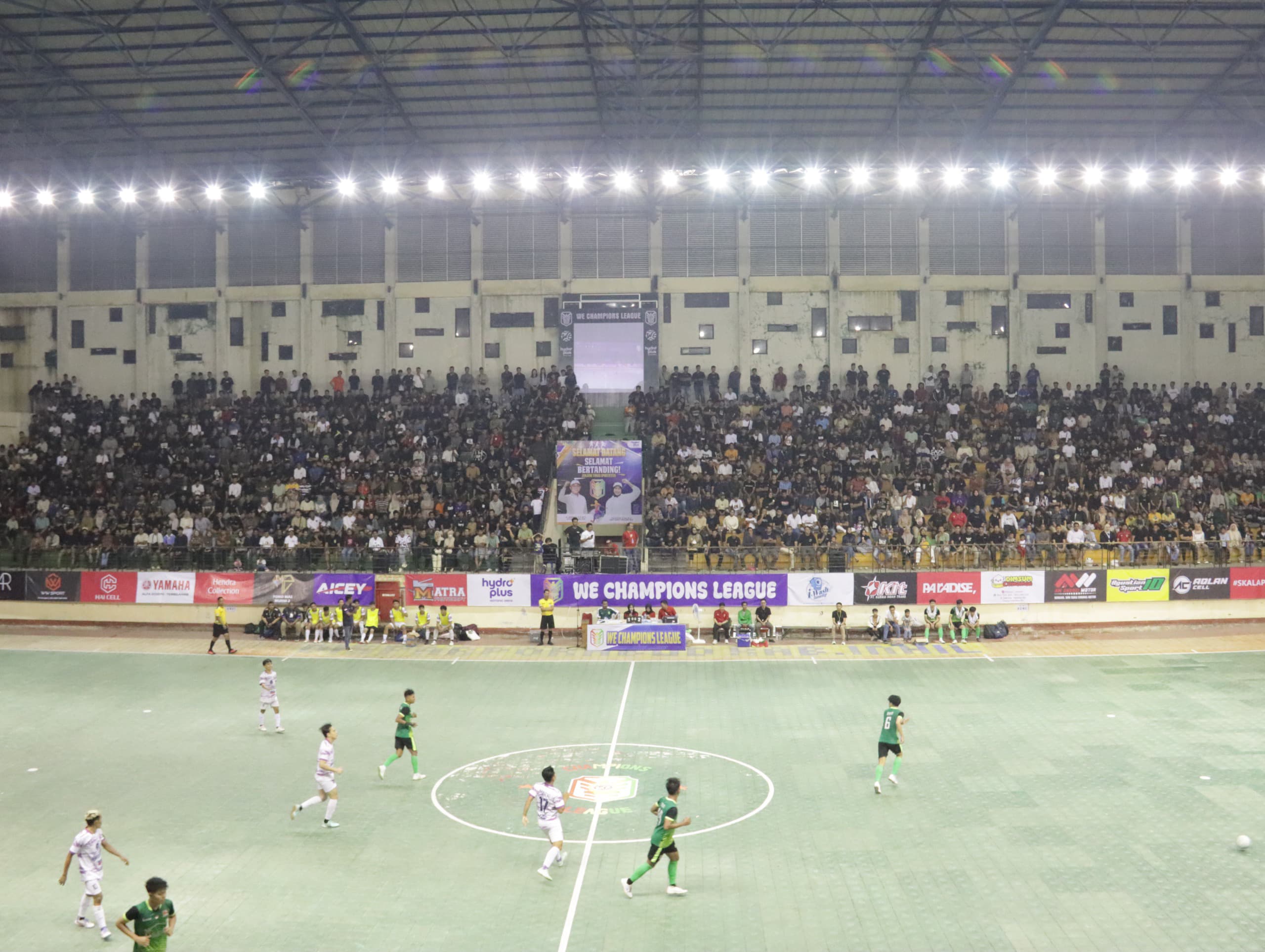 Bupati Inhil Herman Tutup Turnamen Futsal WE Champions League 2025