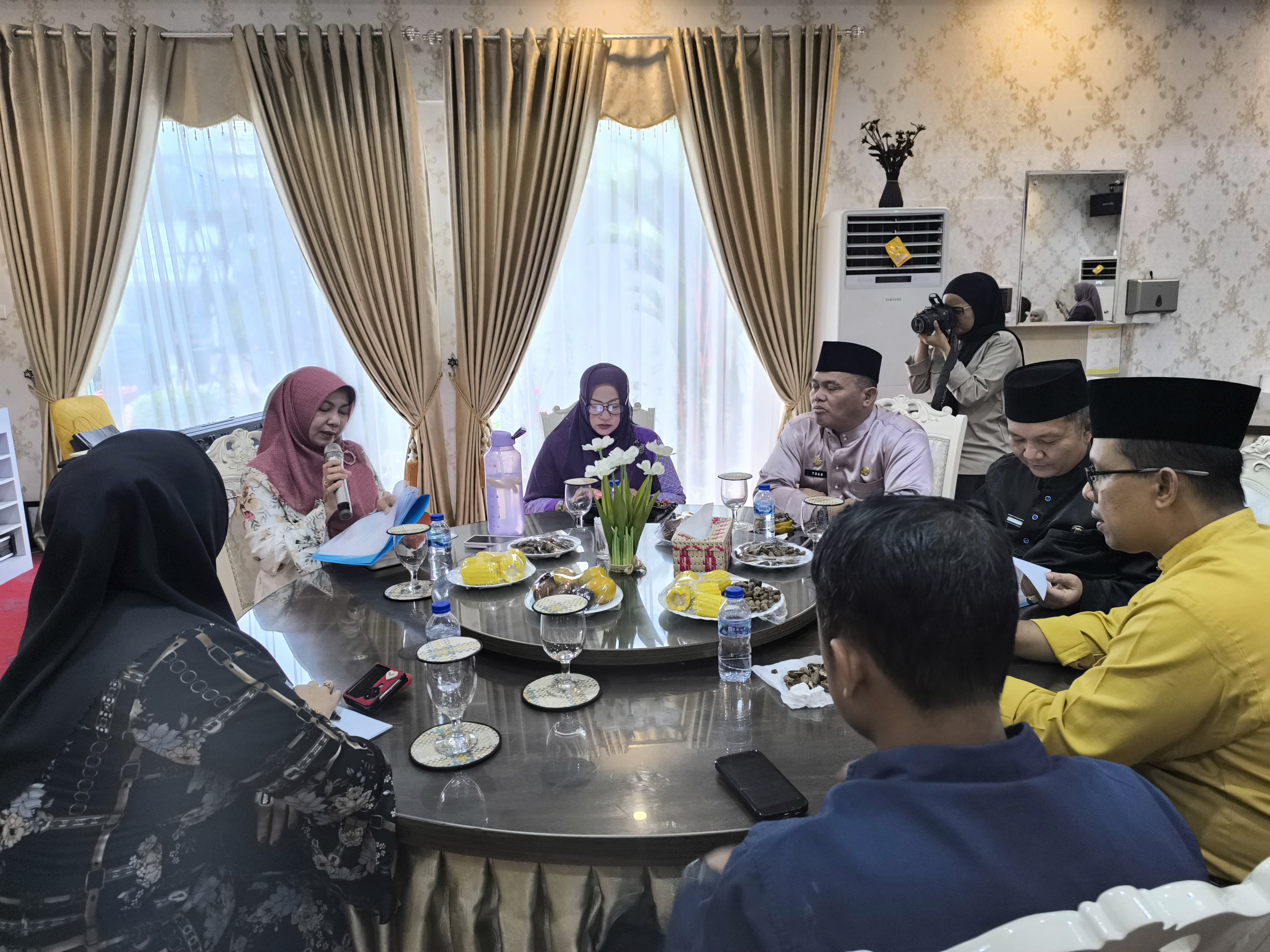 Ketua Dekranasda Inhil Pimpin Rapat Bahas Strategi Ekspos Keragaman Lokal, Wisata, dan Kuliner Daerah