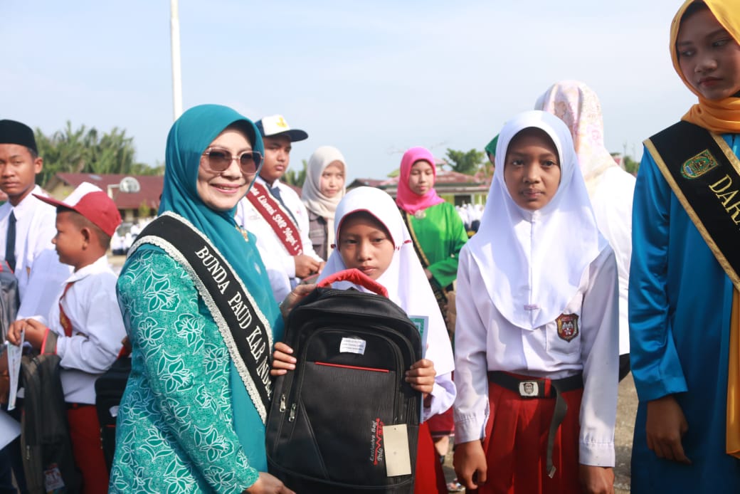 Peringatan Hari Anak Nasional Di Inhil Di Tutup Dengan Penyerahan Hadiah