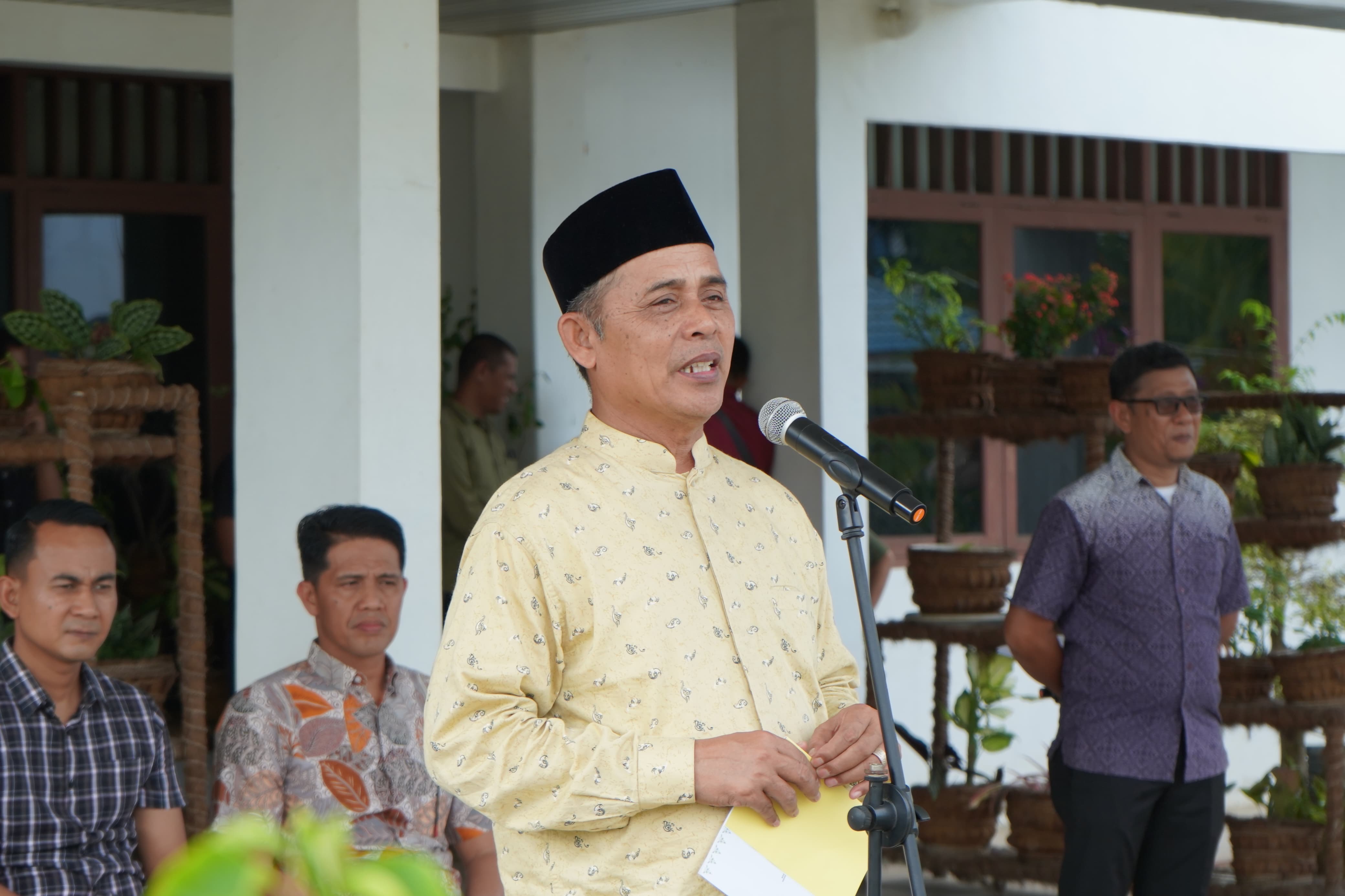 Bupati Inhil Melepas 25 Siswa Binaan Seleksi Calon Anggota Polri