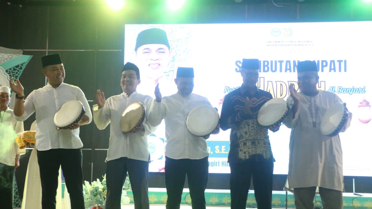 Diwakili Staf Ahli SDM, Bupati Inhil Resmi Membuka Festival Hadroh Al-Banjari se-Provinsi Riau