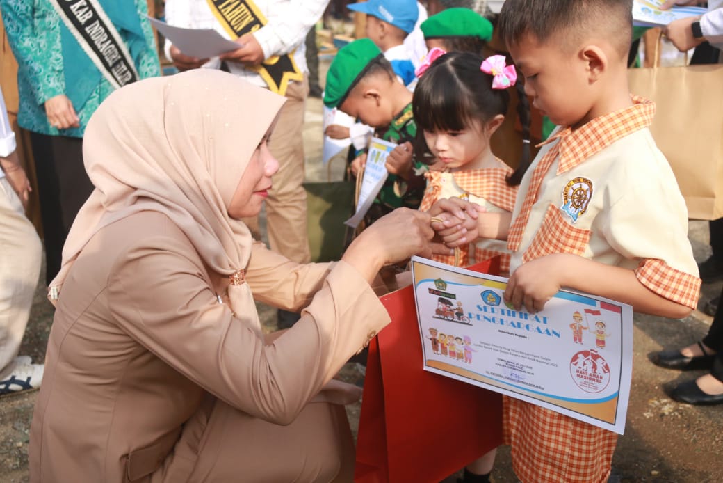 Peringatan Hari Anak Nasional Di Inhil Di Tutup Dengan Penyerahan Hadiah