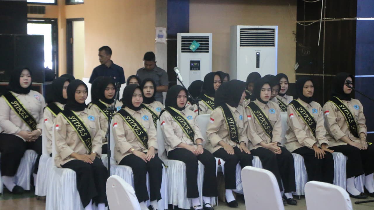 Bupati Inhil Harapkan Kontribusi Lulusan STIKes Husada Gemilang Tingkatkan Layanan Kesehatan