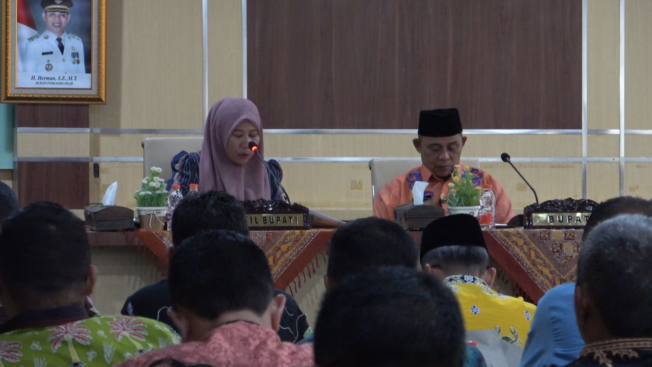 Bupati Herman Hadiri Rapat Evaluasi Fisik dan Keuangan Bersama Jajaran Pemkab Inhil