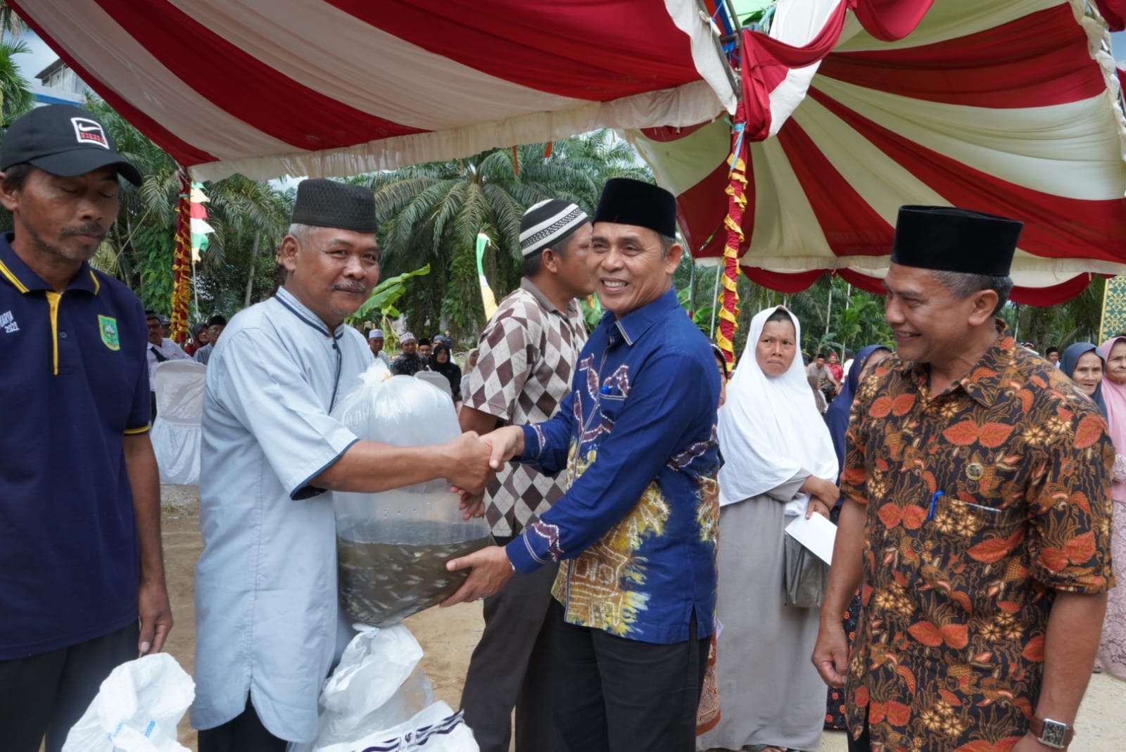 Bupati Inhil Laksanakan Safari Ramadan di Kecamatan Kempas