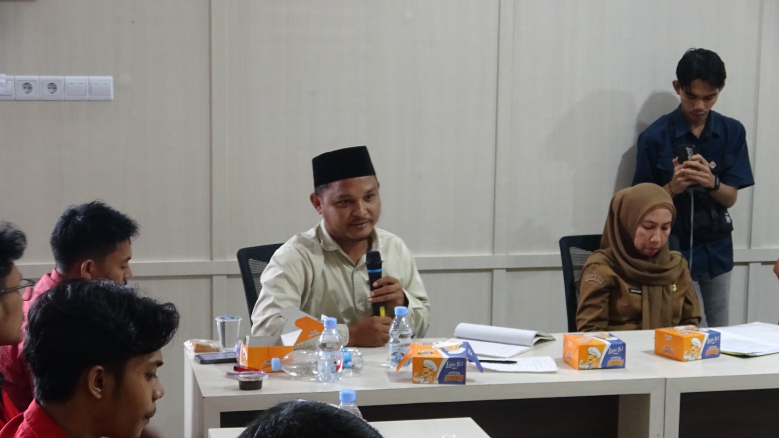 Bupati Inhil Pimpin Rapat Penataan, Pedagang Angkringan Akan Ditata Lebih Nyaman dan Tertib