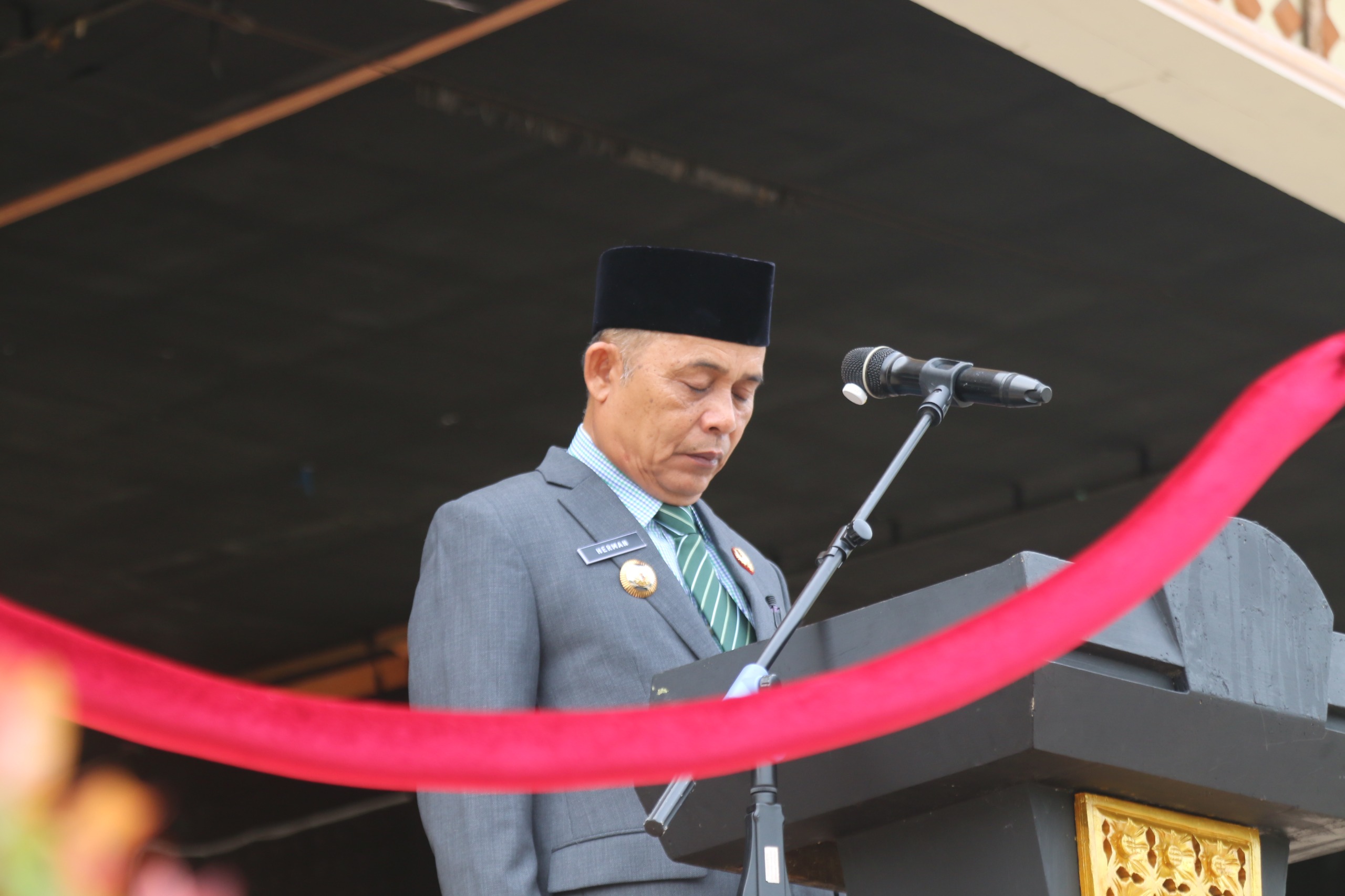 Bupati Inhil Ajak Gennerasi Muda Tunjukan Semangat Patriotik dan Nilai Kejujuran