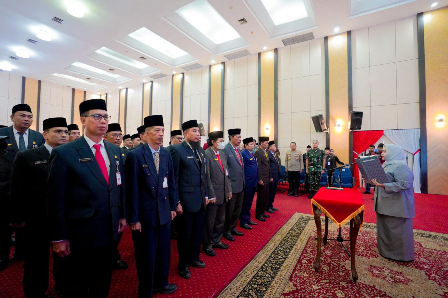 Bupati Bengkalis Lantik 31 Kepala Dinas/Badan, Jabatan Strategis Digeser, Ini Nama-namanya