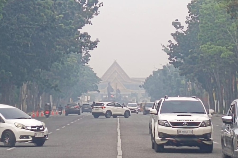 PM2.5 Pekanbaru 142,5 µg/m³, Kualitas Udara Sangat Tidak Sehat Dini Hari hingga Kamis Pagi