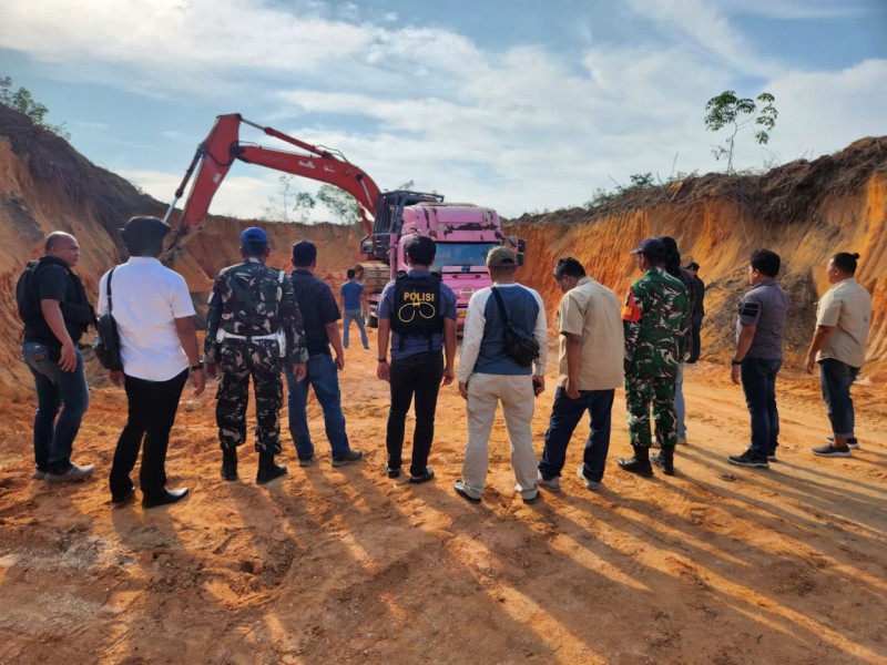 KAPOLRES KAMPAR GERAM! Galian C Ilegal Merajalela, Sat Reskrim dan Kodim 0313/KPR Turun Tangan, Dua Pelaku Dijebloskan ke Sel!