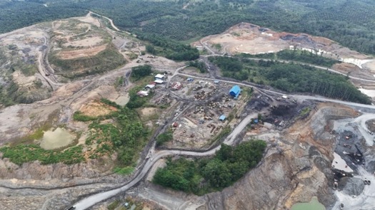 September Hitam, Warga Selensen–Batu Ampar Bergerak: Sungai Retih Tercemar, Lubang Tambang PT BPP Disorot