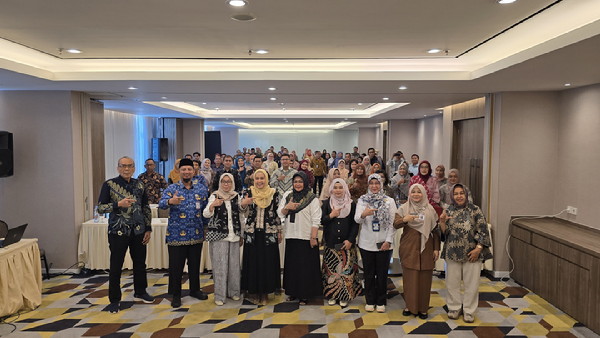 Bimtek, Anggota DPR RI Karmila Sari dan Kemendikdasmen Perkuat LPK Se-Riau Hadapi Kebutuhan Industri dan AI