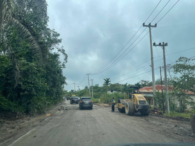 Masyarakat Keluhkan Jalan Rusak, Pemprov Riau dan Perusahaan Tambang Bersinergi