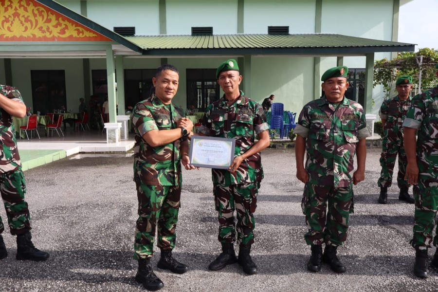 Dandim 0320 Dumai Dorong Prajurit yang Naik Pangkat Jadi Teladan dalam Sikap dan Disiplin