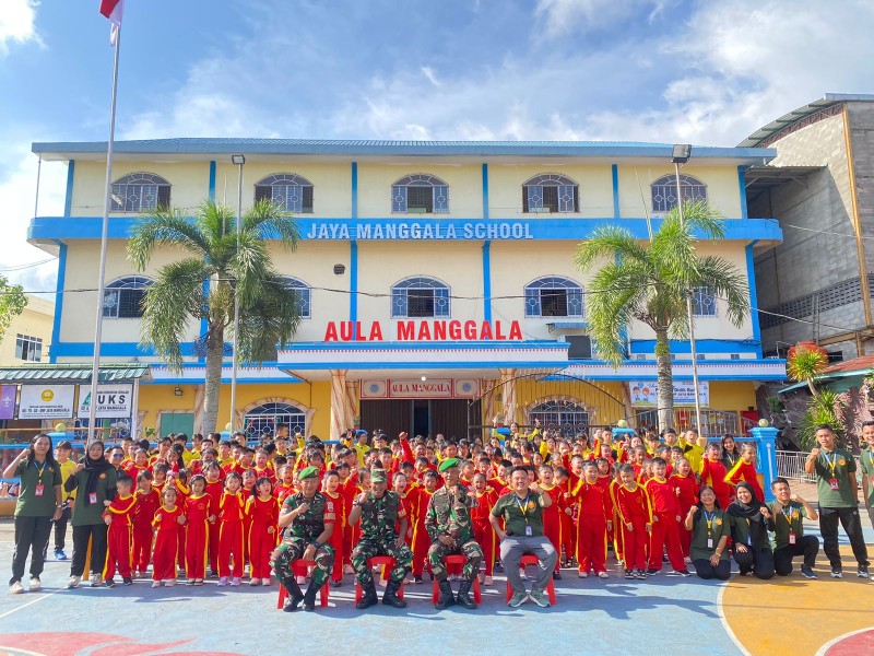Babinsa Koramil 06/Kateman Hadiri Kegiatan MPLS di Sekolah Jaya Manggala, Tekankan Disiplin dan Semangat Belajar