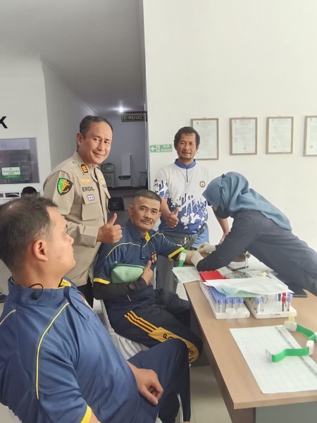 Polres Kampar Jaga Kesehatan Personel Jelang Hari Bhayangkara ke-79:  Rikkes Berkala Bersama Biddokkes Polda Riau