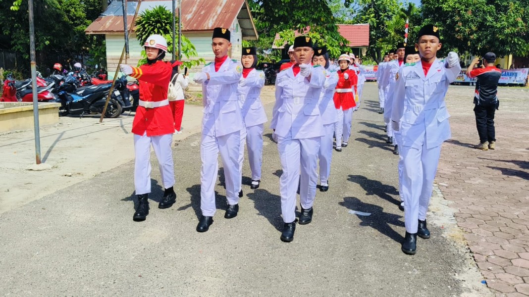 Sejarah Baru, Septia Eriza Jadi Komandan Perempuan Pertama Paskibra Tanah Putih Tanjung Melawan