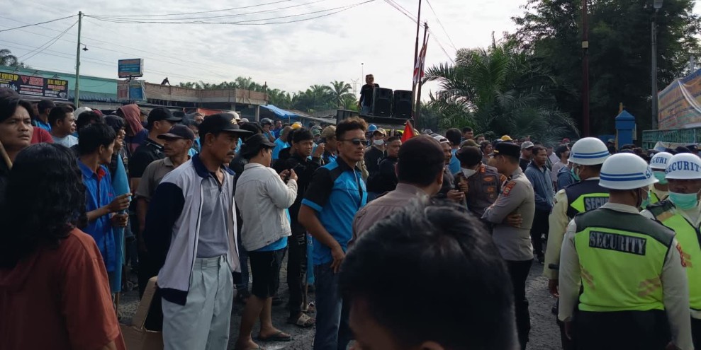 Konflik Dualisme PUK SPTI di PT PAA Simpang Bangko Hentikan Operasional Perusahaan