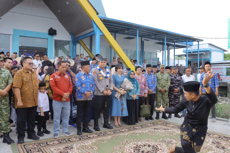 Disambut Meriah dengan Tradisi Melayu, AKBP Gede Prasetia Adi Sasmita Resmi Tiba di Kepulauan Meranti