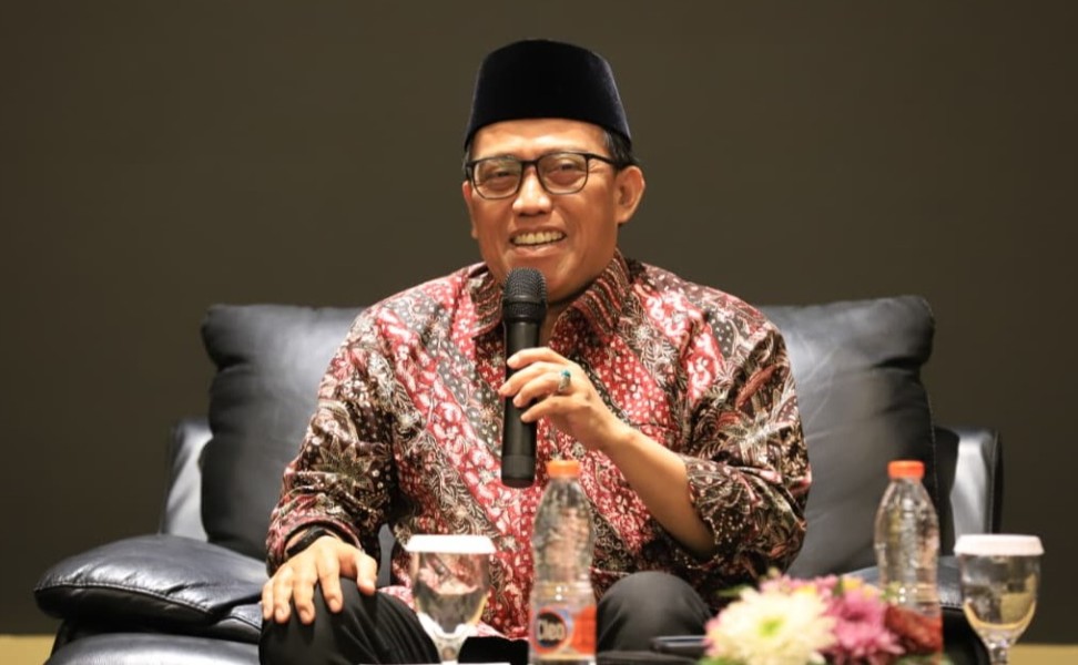 Kemenag Jelaskan Dasar Ilmiah Penetapan Waktu Subuh di Indonesia