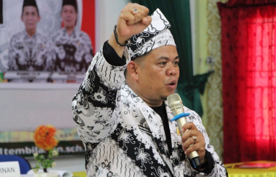 Fauzan Amrullah Dorong PGRI Tembilahan Jadi Contoh Bagi Kecamatan Lain