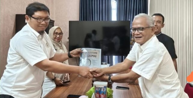 Penyerahan Draft Buku ‘Milestone Dumai’ Perkaya Literasi Sejarah Kota