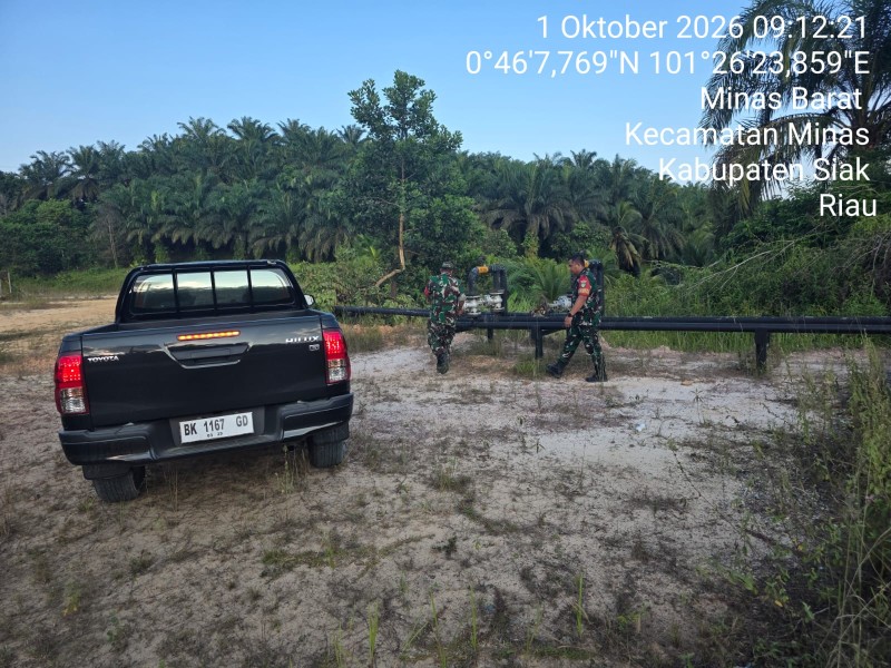 Sertu Sugiarto dan Koptu Akp Hutagalung Patroli Penguatan Binter di Area 3 Minas Field