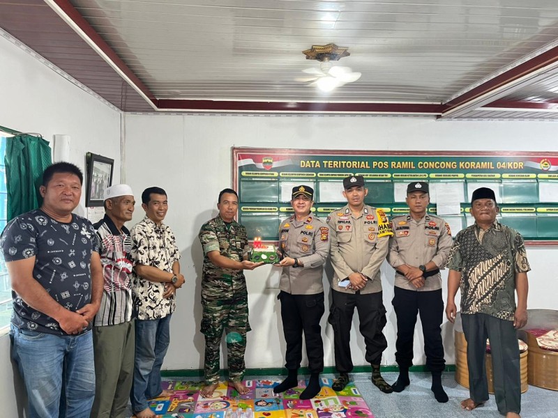 Sambangi Pos Ramil Concong, Polsek Concong Sampaikan Dirgahayu TNI ke - 80