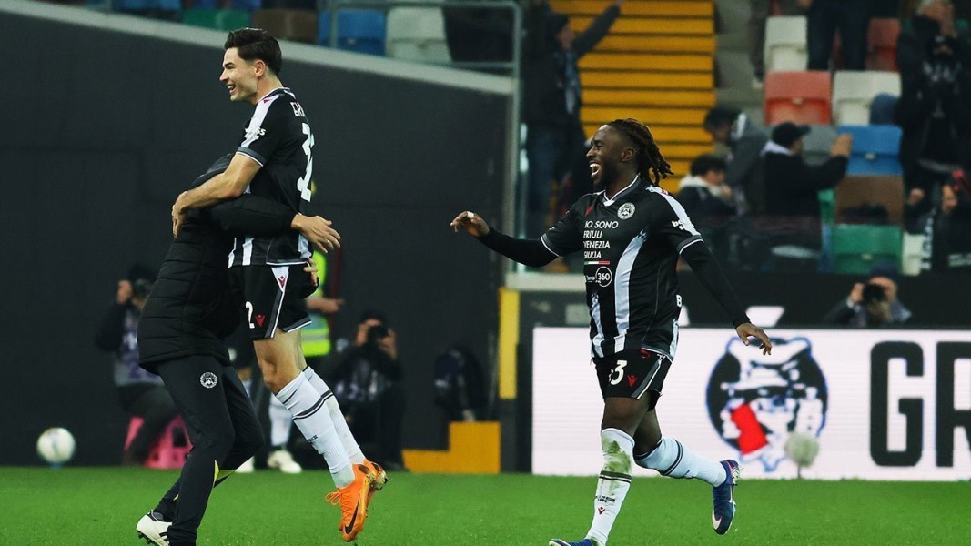 Udinese Kubur Roma Lewat Gol Defleksi, Drama Injury Time Bikin Giallorossi Pulang Hampa