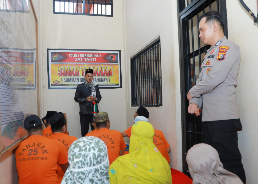 Hangatkan Ramadhan, Polres Inhil Buka Puasa Bersama Tahanan