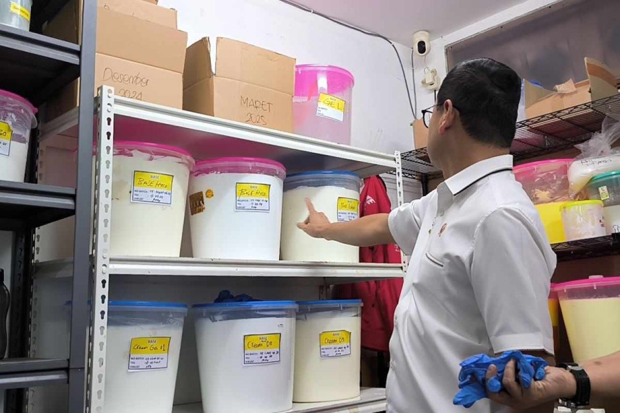 Pabrik Skincare Ilegal Ciputat Dibongkar, Omzet Rp1 Miliar Per Bulan!