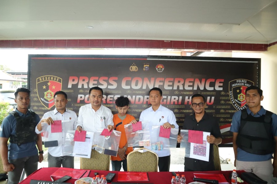 Kenal Pacar di Medsos, Gadis di Inhu Diperas usai Kirim Foto Bugil