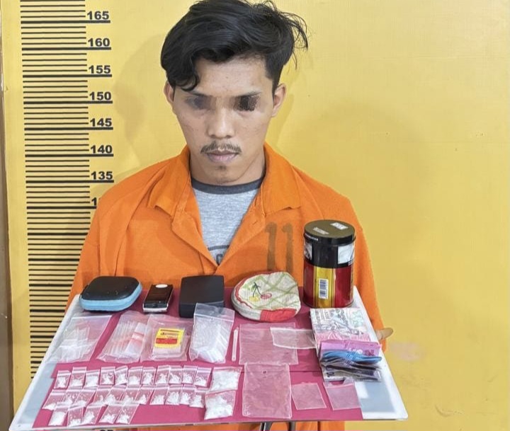 Pengedar Sabu di Kampung Besar Seberang Rengat Diciduk, 29 Paket Seberat 11,31 Gram Disita