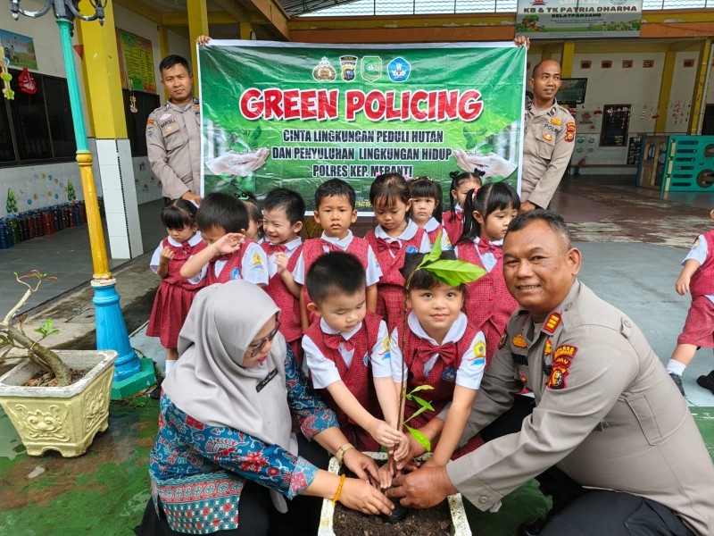 Dari Sekolah ke Sekolah, Green Policing Polres Meranti Tanamkan Cinta Alam Sejak Dini