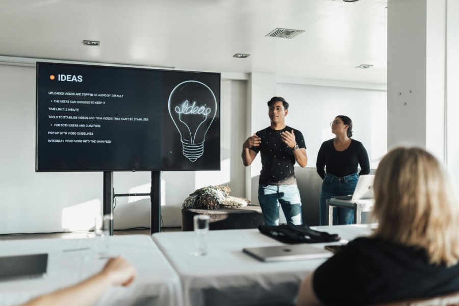 30 Ide Bisnis Unik 2025: Cuan dari Tren Digital & Eco-Friendly