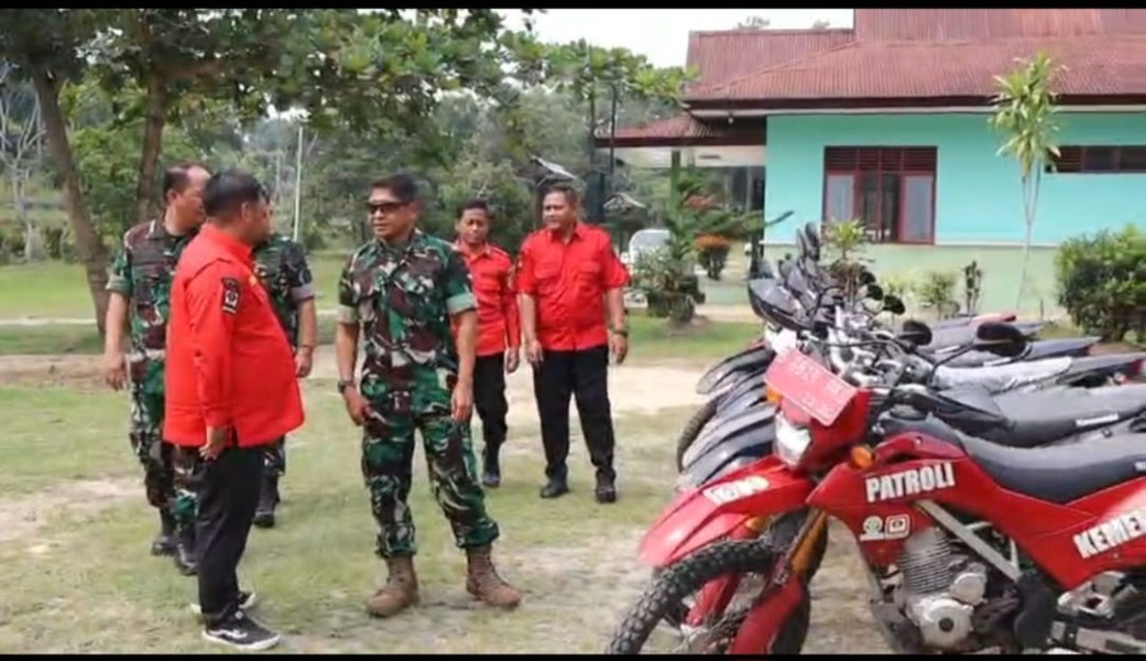 Tim Mabes TNI dan Manggala Agni Dumai Perkuat Koordinasi Pencegahan Karhutla
