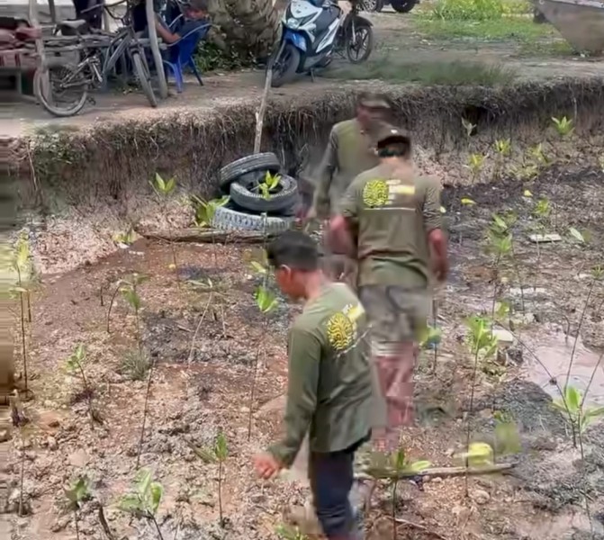 *Dari Abrasi ke Aksi Hijau: Pertamina Gerakkan Warga Teluk Makmur*