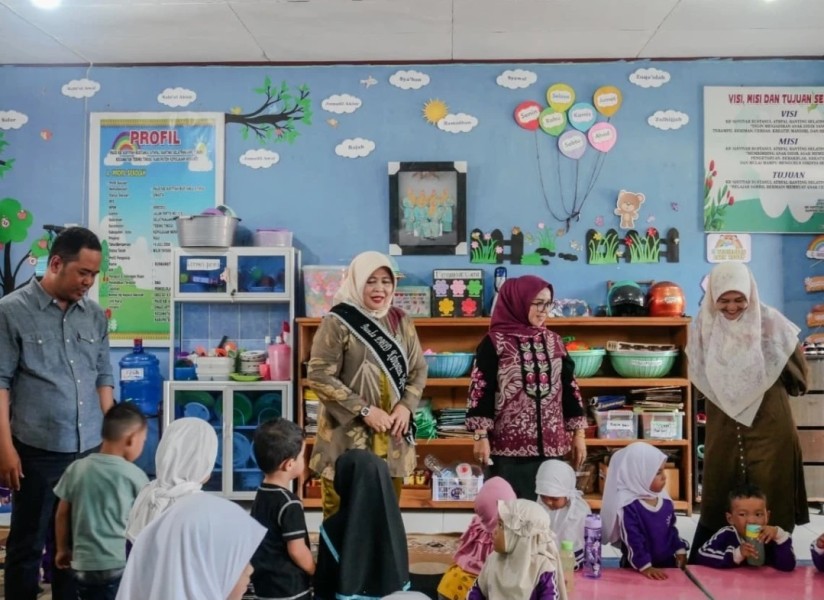 Pastikan Program Makan Bergizi Gratis Tepat Sasaran, Bunda PAUD Meranti Tinjau Langsung ke Lapangan