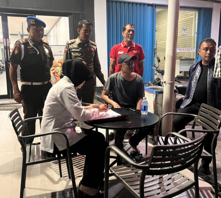 Terjaring Lagi 12 Orang, Total Sudah 23 yang Kedapatan Buang Sampah Sembarangan