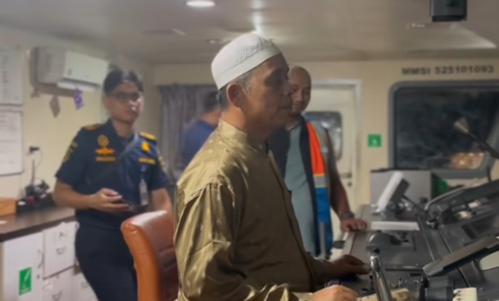 Bupati Indragiri Hilir Siap Sosialisasikan Kapal Tol Laut Sabuk Nusantara 110