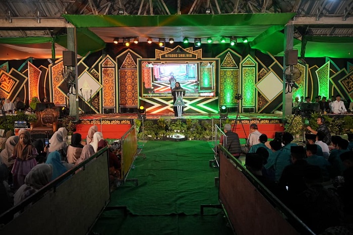 Khataman Alfiyah Ibnu Malik, Bupati Siak Puji Kualitas Pendidikan Pesantren di Kerinci Kanan