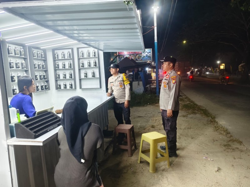 Cegah C3 di Malam Hari, Polsek Pujud Sisir Pusat Aktivitas Warga